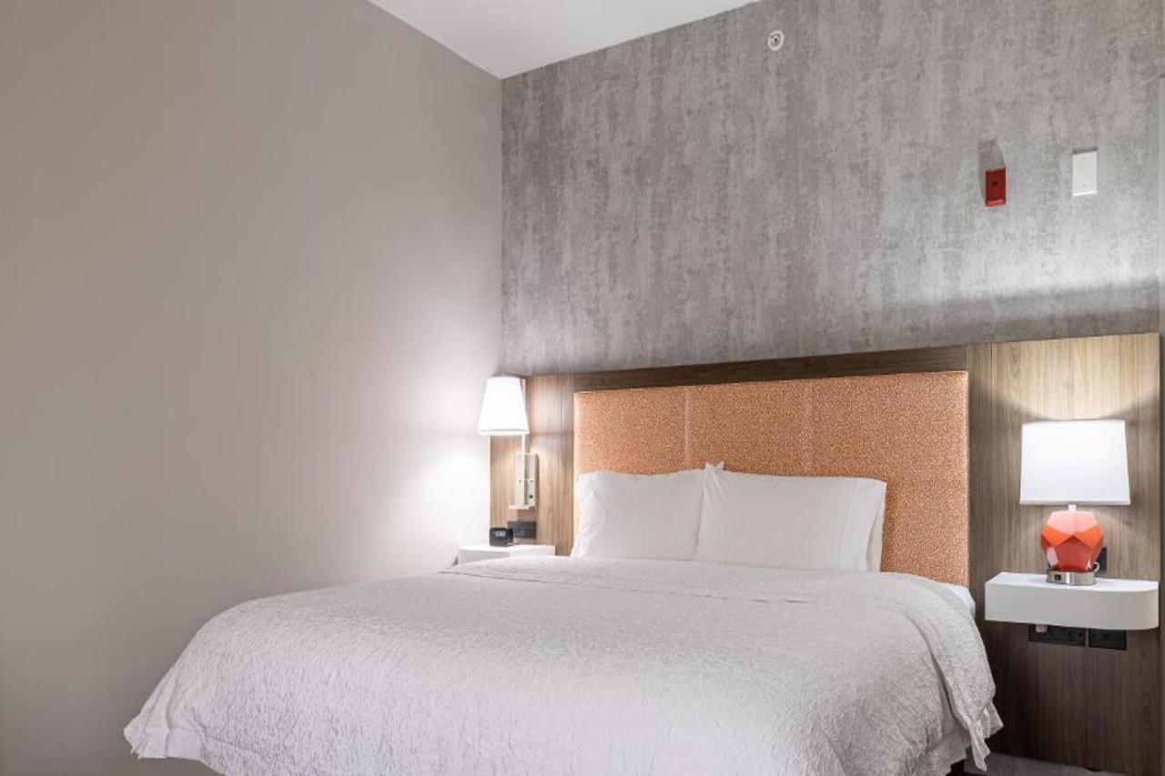 Hampton Inn Knoxville-West At Cedar Bluff Exterior photo