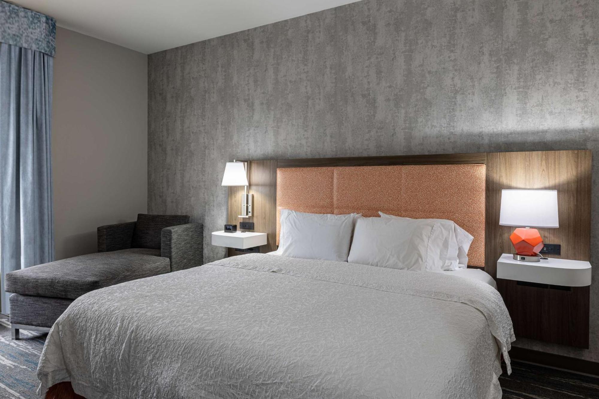 Hampton Inn Knoxville-West At Cedar Bluff Exterior photo